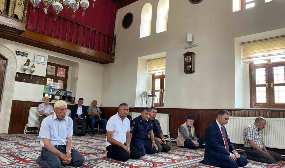 Pazaryeri’nde 15 Temmuz şehitleri için mevlit programı düzenlendi 15 Temmuz Demokrasi ve Millî Birlik Günü etkinlikleri kapsamında Bilecik’in