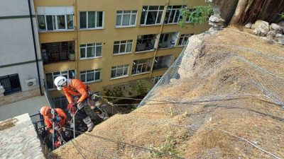 Kocaeli Büyükşehir Belediyesi, İzmit Akçakoca Mahallesi’nde can ve mal güvenliğini