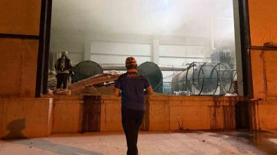 Kocaeli’nin Körfez ilçesinde bacalı sanayi kurulması yasak olan bölgede ruhsatsız