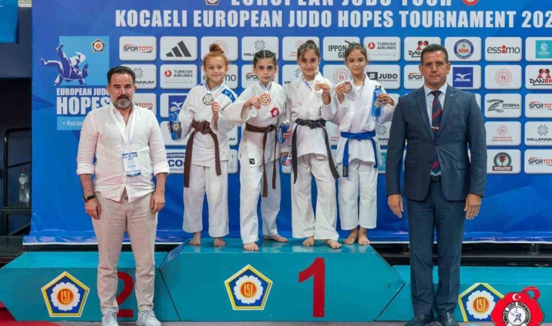 Sakarya Büyükşehir sporcuları başarılarına devam ediyor Sakarya Büyükşehir Belediyesi Spor Kulübü sporcuları çeşitli kategorilerde elde ettikleri