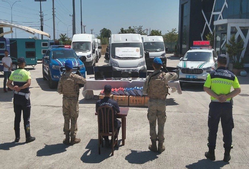 Sakarya İl Jandarma Komutanlığı koordinesinde Sakarya ve İstanbul’da yürütülen eş