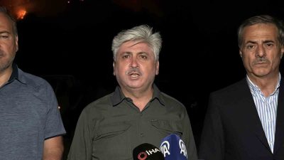 Sakarya’nın Geyve ilçesinde çıkan yangına müdahale sürüyor. Bölgede açıklamalarda bulunan