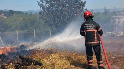 Sakarya Büyükşehir Belediyesi, bugün şehir genelinde 3 farklı noktada çıkan
