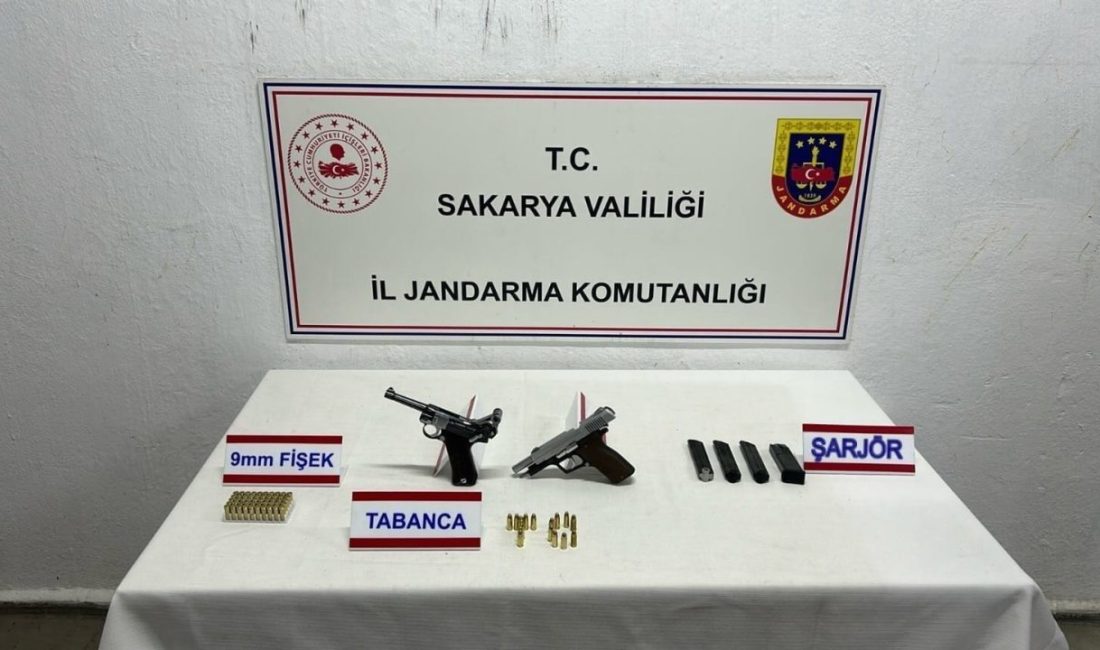 Sakarya’da jandarma ekiplerince kaçakçılık ile mücadele çerçevesinde gerçekleştirilen operasyonda iki