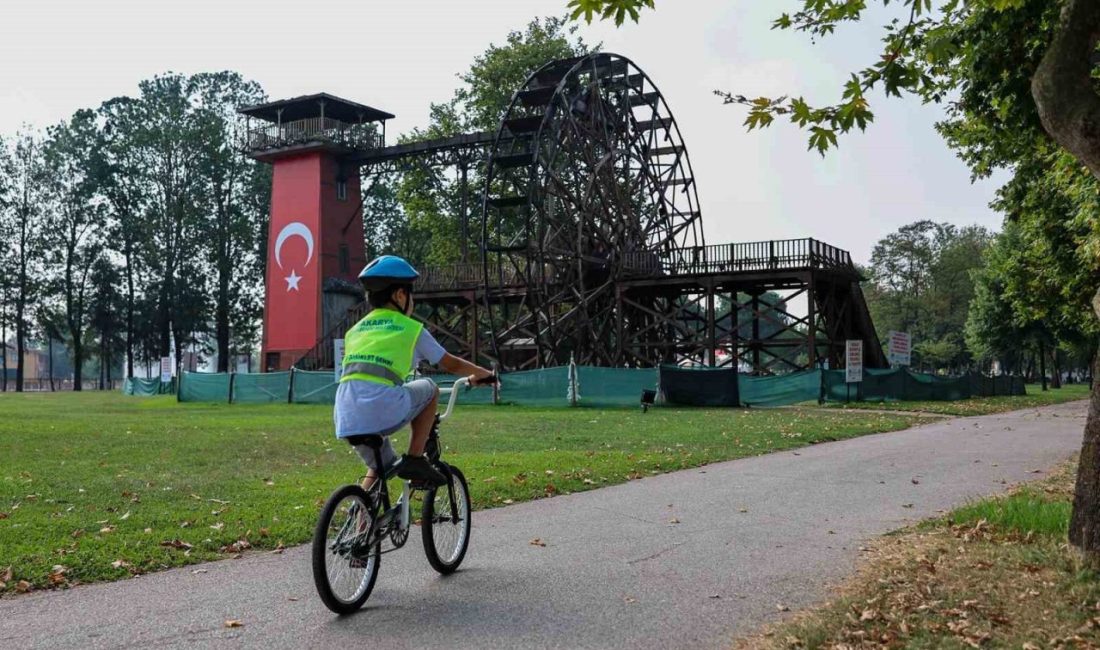Sakarya Büyükşehir Belediyesi tarafından “Aileler Bisikletle Buluşuyor” mottosuyla gerçekleştirilecek renkli