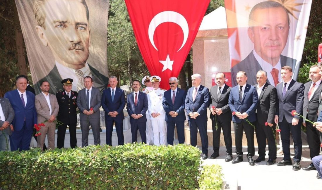 Şehitler dualarla anıldı 15 Temmuz Demokrasi ve Milli Birlik Günü dolayısıyla Kocaeli’nin İzmit