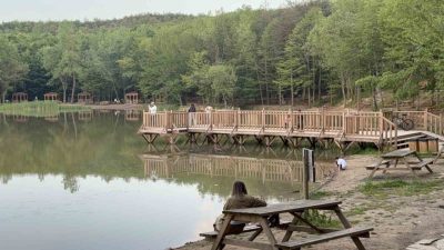 Düzce’de hava sıcaklıklarının 37 dereceye kadar çıkmasıyla birlikte serinlemek isteyen