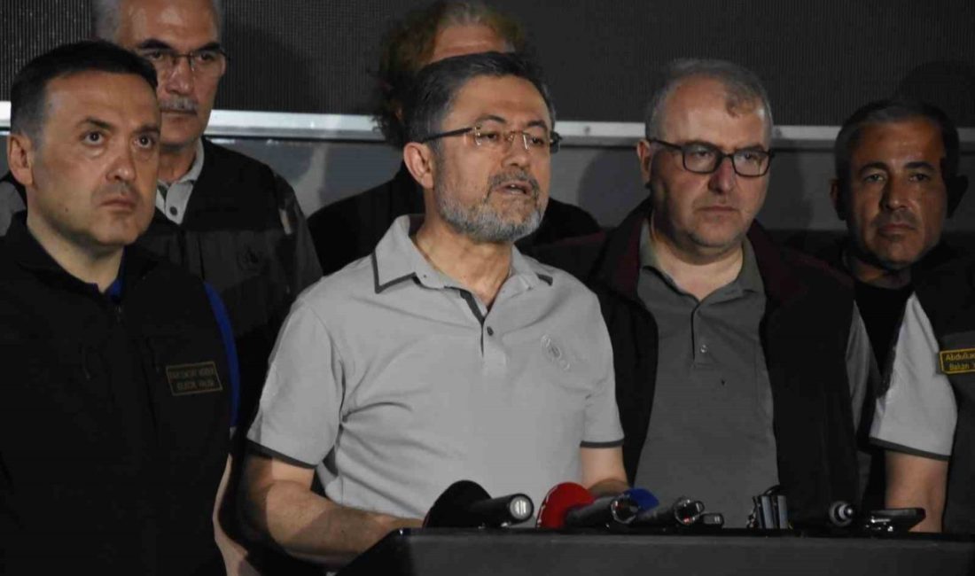 Tarım ve Orman Bakanı Yumaklı: “Bugün Türkiye’de başlayan 3 yangınımız var” Tarım ve Orman Bakanı İbrahim Yumaklı, Bilecik’te 3 gündür süren