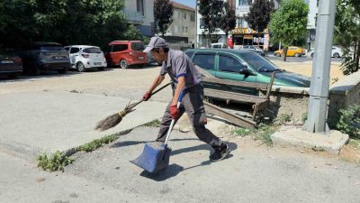 Düzce(İHA) – Düzce Belediyesi Temizlik İşleri Müdürlüğü’nde görevli Ahmet Otlu