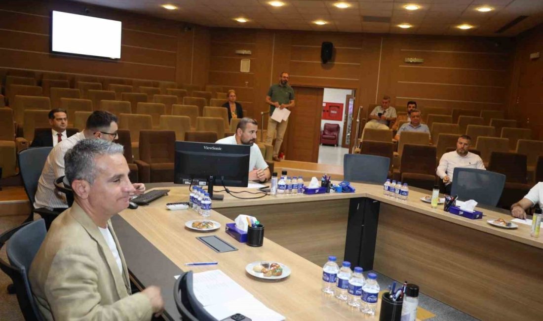 Kocaeli Büyükşehir Belediyesi Encümen Toplantısı’nda trafik kurallarını ihlal eden ve