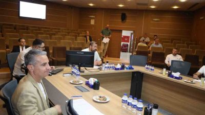 Kocaeli Büyükşehir Belediyesi Encümen Toplantısı’nda trafik kurallarını ihlal eden ve