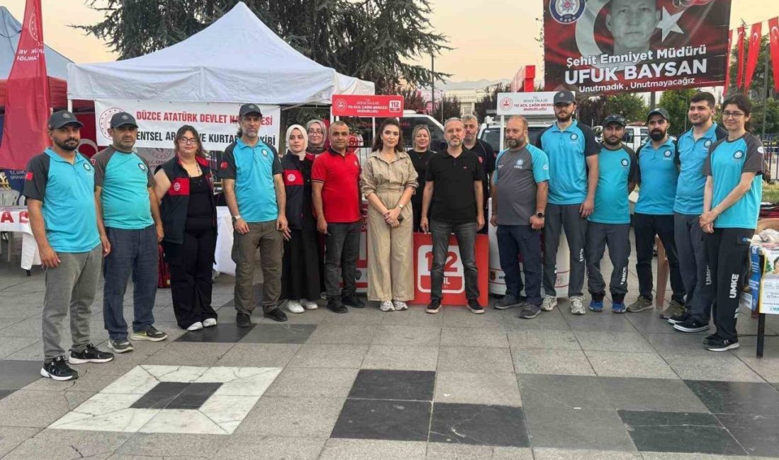 UMKE ve Acil Sağlık ekipleri 15 Temmuz nöbetinde DÜZCE(İHA) – Düzce’de 15 Temmuz Demokrasi ve Milli Birlik Günü