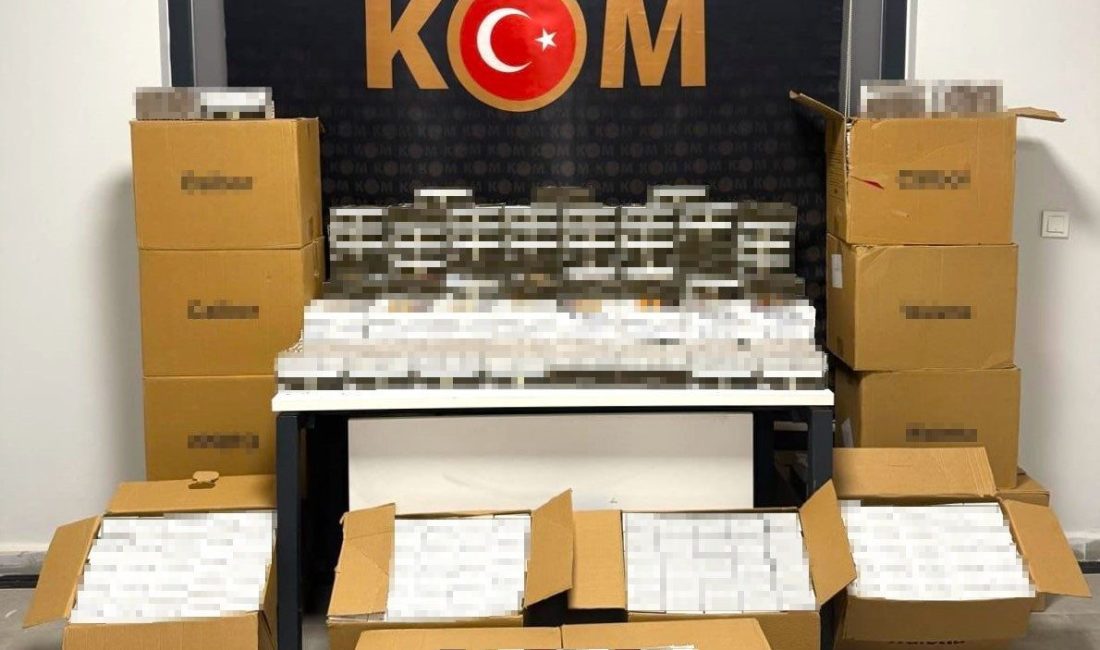 Yalova’da 150 bin adet dolu makaron ele geçirildi Yalova’da bir kamyonette yapılan kontrolde 15 koli içinde toplam 150