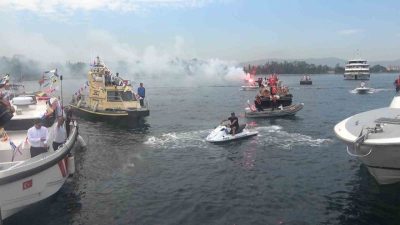 Yalova’da 1 Temmuz Denizcilik ve Kabotaj Bayramı düzenlenen törenlerle kutlandı.
