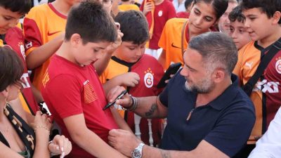 Yalova Galatasaray Taraftarları Derneği’nin düzenlediği gecede, Süper Lig Kupası ve