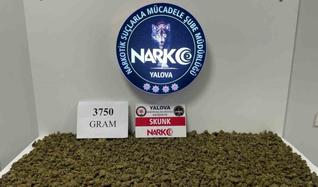 Yalova’da uyuşturucu operasyonunda 1 kişi tutuklandı Yalova’da düzenlenen uyuşturucu operasyonunda motosikletli şüpheli durduruldu. Motosiklet üzerindeki valiz