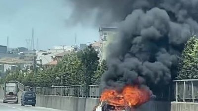 D-100 kara yolunun Kocaeli geçişinde seyir halindeyken alevlere teslim olan