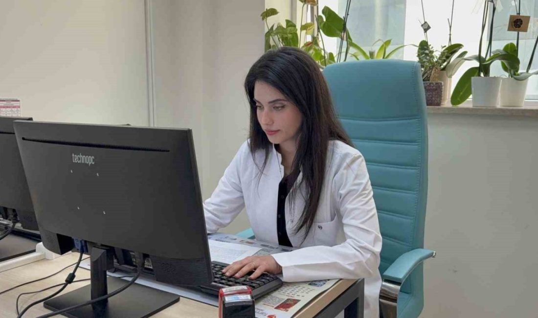 Hava sıcaklıklarının artmasıyla birlikte kalın kıyafetler giymeye devam edenlere, Dermatolog