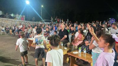 DÜZCE(İHA) – Çilimli Belediyesi tarafından düzenlenen yaz akşamı şenliğinde büyükler