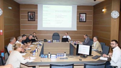 Kocaeli Büyükşehir Belediyesi Encümeni’nde kuralları ihlal eden şoförlere idari para