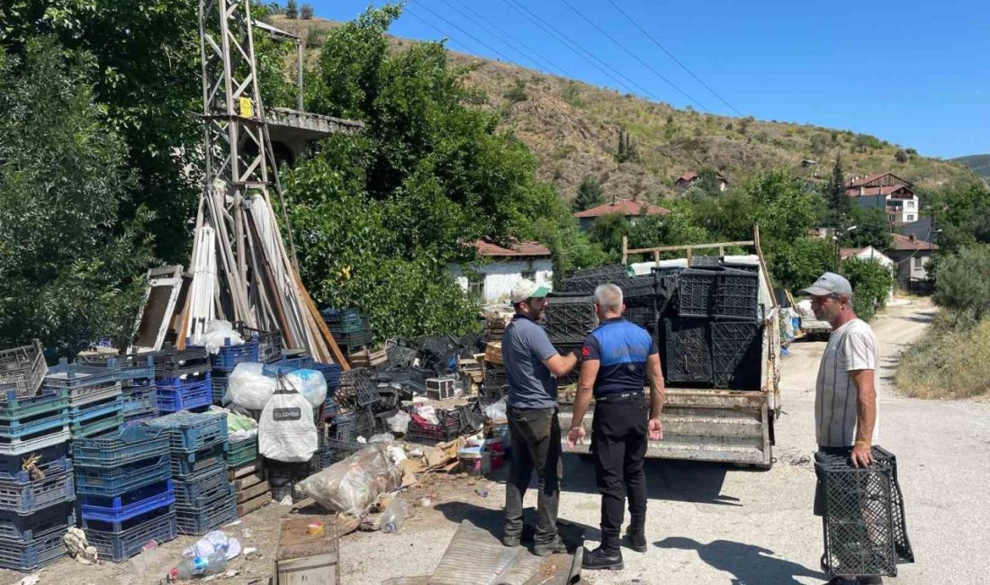 Bilecik Belediyesi Zabıta Müdürlüğü ekipleri, şehir merkezi ve küçük sanayi