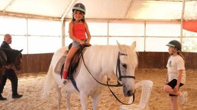 Kocaeli Büyükşehir Belediyesi 4-6 yaş arası çocuklara yönelik ücretiz at