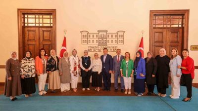 AK Parti Genel Merkez Kadın Kolları Başkanı ve İstanbul Milletvekili