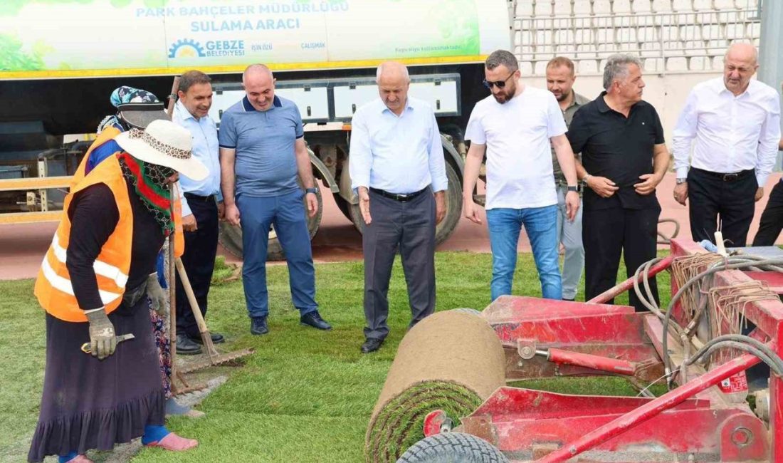 Alaettin Kurt Stadyumu yeni sezona hazırlanıyor Gebze Belediye Başkanı Zinnur Büyükgöz, mevcut suni çiminin doğal çimle