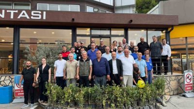 Kocaeli Büyükşehir Belediyesi, Sakarya Geyve’deki orman yangınına gönüllü olarak destek