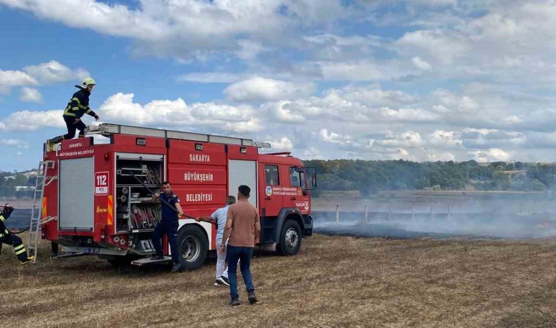 Sakarya’nın Kaynarca ilçesinde çıkan anız yangını, ekiplerin müdahalesiyle söndürüldü. Yangında,