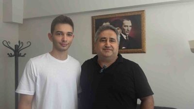 Yalova’da yaşayan 20 yaşındaki Arda Kuzey Keskin, hukuk fakültesine giriş