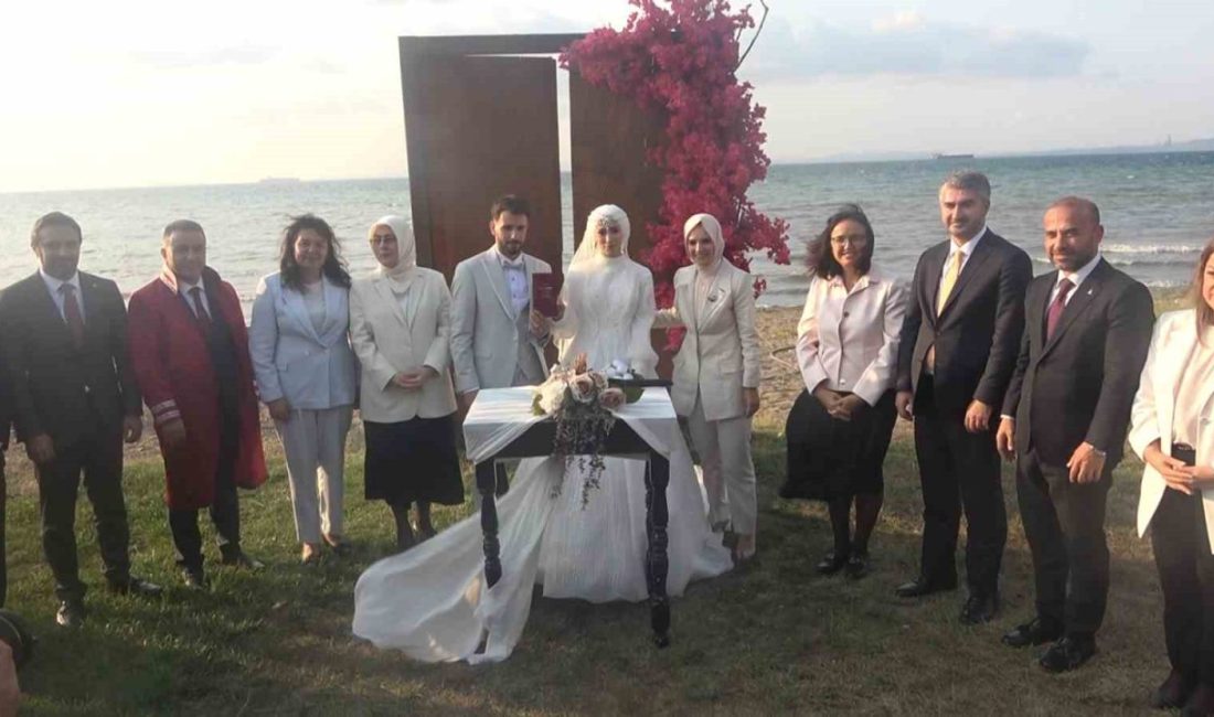 Aile ve Sosyal Hizmetler Bakanı Mahinur Özdemir Göktaş, “Evlenecek Gençlerin