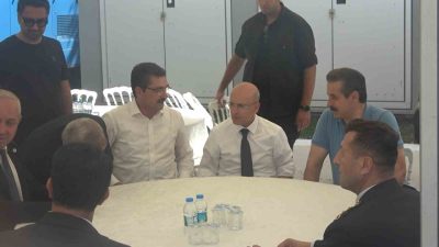 Ağabeyi vefat eden Hazine ve Maliye Bakanı Mehmet Şimşek, taziyeleri