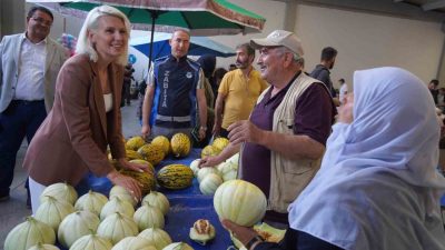 Bilecik Belediye Başkanı Melek Mızrak Subaşı, kapalı pazar esnafını ziyaret