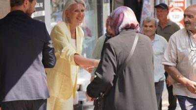 Bilecik Belediye Başkanı Melek Mızrak Subaşı, kent merkezindeki çarşı esnafını