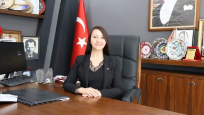 Pazaryeri Belediye Başkanı Zekiye Tekin, ilçelerinde kurulan panayıra gölge düşürmeye