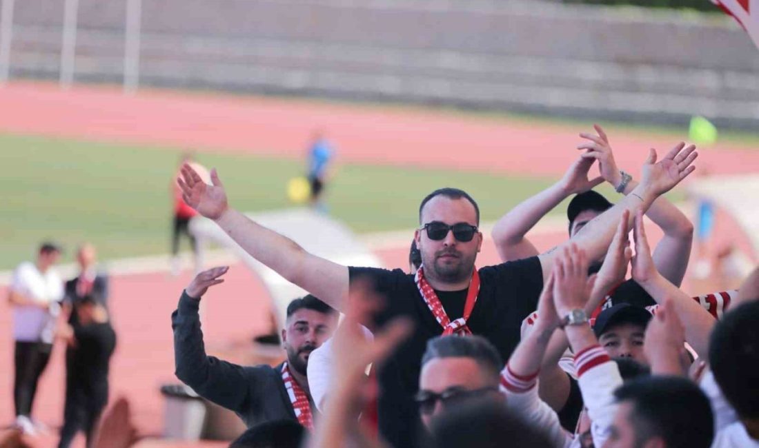 Bilecik’in en büyük sivil toplum kuruluşu olan Belekoma Tayfa taraftar
