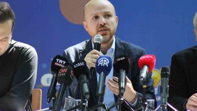 Kocaeli’de İnsan Hakları Eğitim Kampı’na katılan Dünya Etnospor Konfederasyonu Başkanı