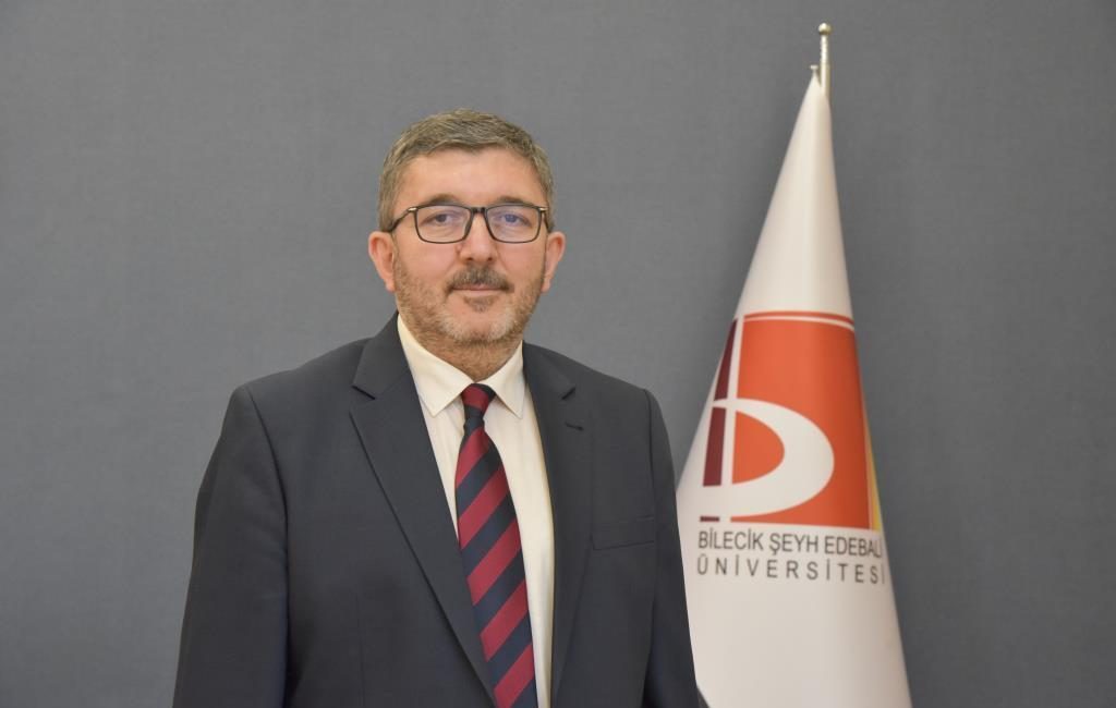 Bilecik Şeyh Edebali Üniversitesi (BŞEÜ) Rektörü Prof. Dr. Zafer Asım
