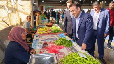Bilecik Valisi Faik Oktay Sözer, Söğüt ilçesinde kurulan perşembe pazarını