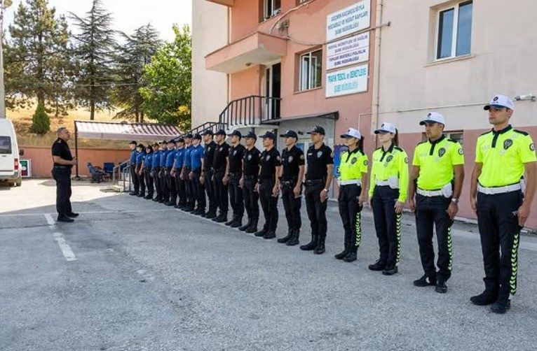 Bilecik İl Emniyet Müdürü Hakan Yılmaz, kentte göreve başlayan polis