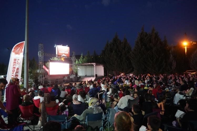 Bilecik’te Vadipark sinema geceleri sona erdi Bilecik Belediyesi tarafından hayata geçirilen Vadipark sinema geceleri etkinliği sona