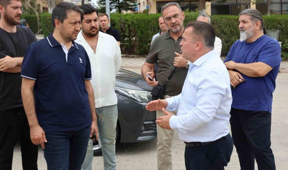 Bilecik’te yıllardır yapımına devam eden stadyum inşaatında inceleme Gençlik ve Spor Bakanlığı Yatırım ve İşletmeler Genel Müdürlüğü Daire