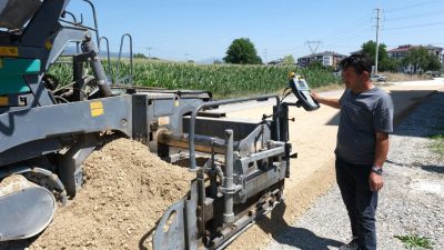 Bolu Belediyesi Fen İşleri Müdürlüğü, yaz aylarının gelmesiyle birlikte asfalt