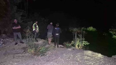 DÜZCE (İHA) – Bolu Dağı’nda park halindeki minibüs, frenlerinin boşalması