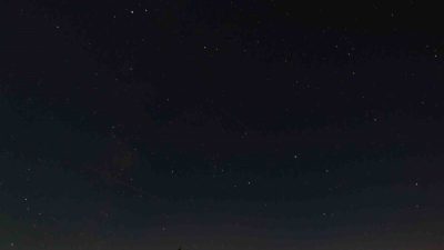 Bolu’nun yüksek kesimlerinde yer alan Aladağ bölgesinde gökyüzü, gece saatlerinde