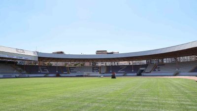 Gebze Belediye Başkanı Zinnur Büyükgöz, yenileme çalışmaları tamamlanan Alaettin Kurt