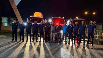 Çanakkale’de iki gündür süren ve yerleşim merkezlerine sıçrayan orman yangınına