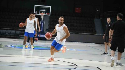 Türkiye Basketbol Ligi’nde mücadele edecek ve yeni sezon hazırlıklarına şampiyonluk