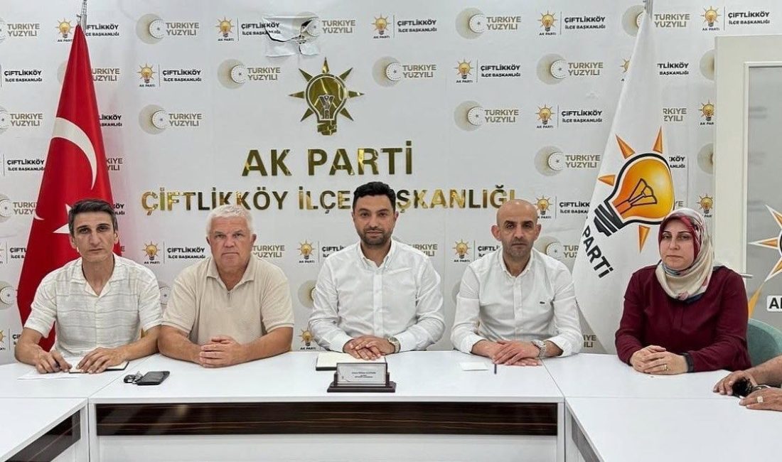 Çiftlikköy’de içkili yer bölgesinin genişletilmesi teklifine tepki AK Parti Çiftlikköy İlçe Başkanı Ahmet Milhan Altınok, belediye meclisinde